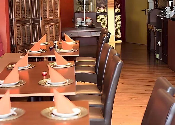 Oriental & Restaurant 4*